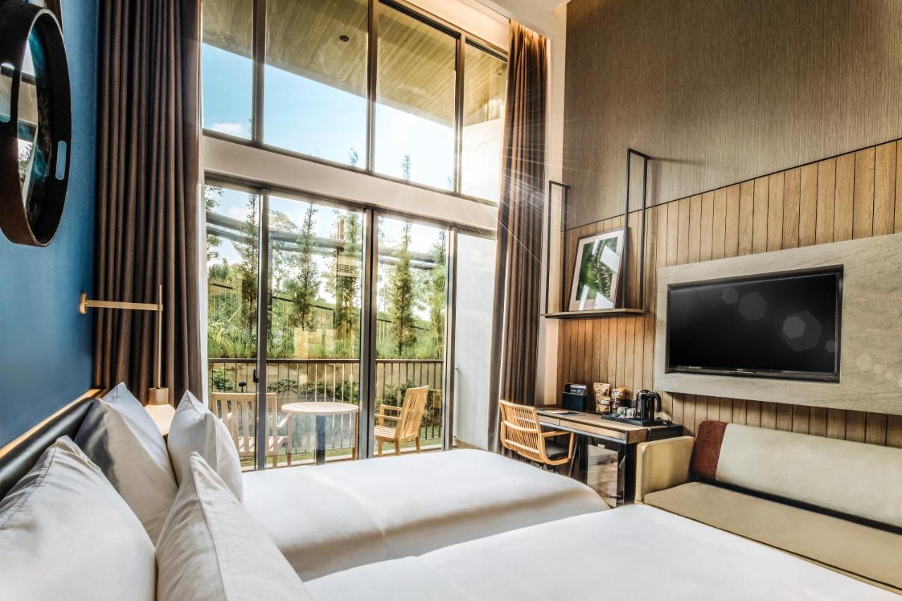 Hotel The Botanica Sanctuary Puncak Exterior foto Deluxe Room
