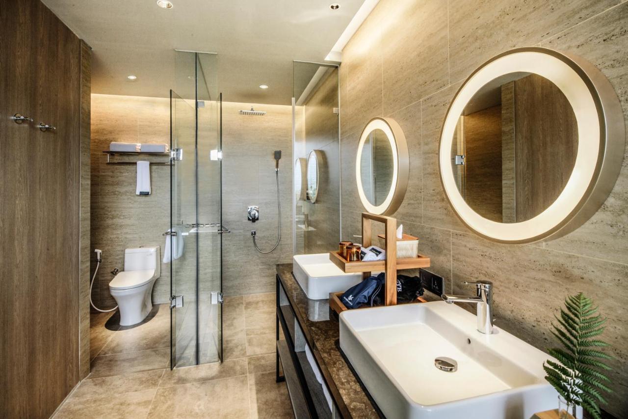 Hotel The Botanica Sanctuary Puncak Exterior foto Bathroom